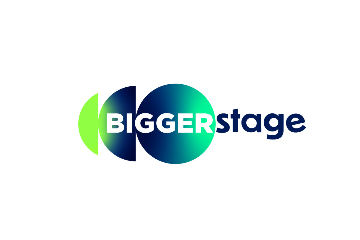 BiggerStage