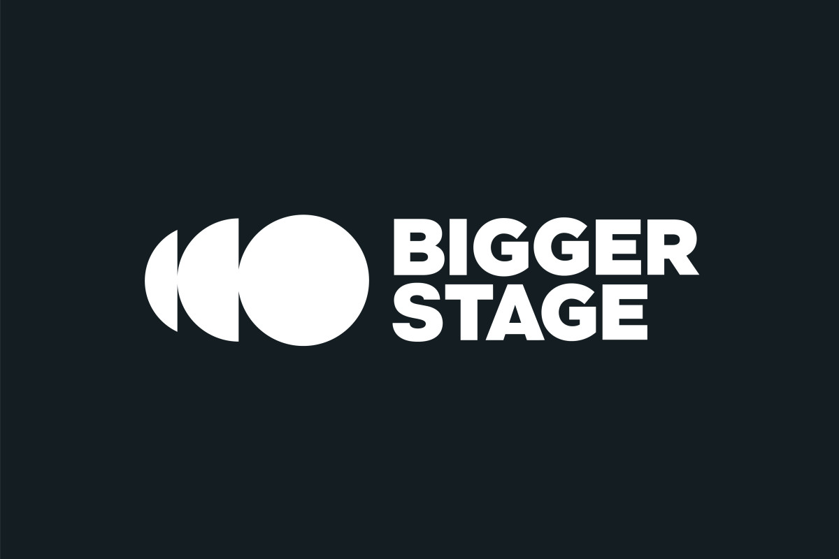 BiggerStage